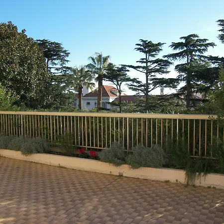 Parc Continental Cannes-very Elegant Three Bedroom Apartment Cannes